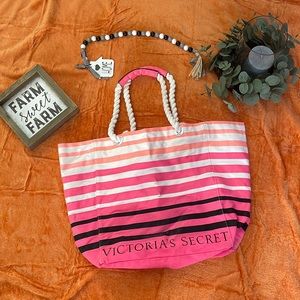 Victoria secret tote bag